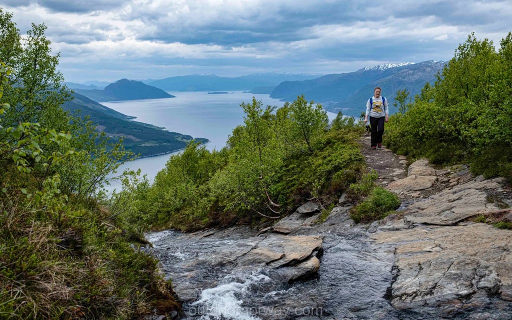 9 DAY FJORD EXPLORERS ADVENTURE 2025 06