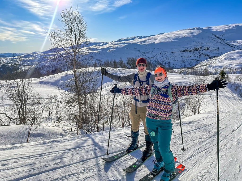 2025 Ski Backcountry_WINTER_A couple Binginner 4