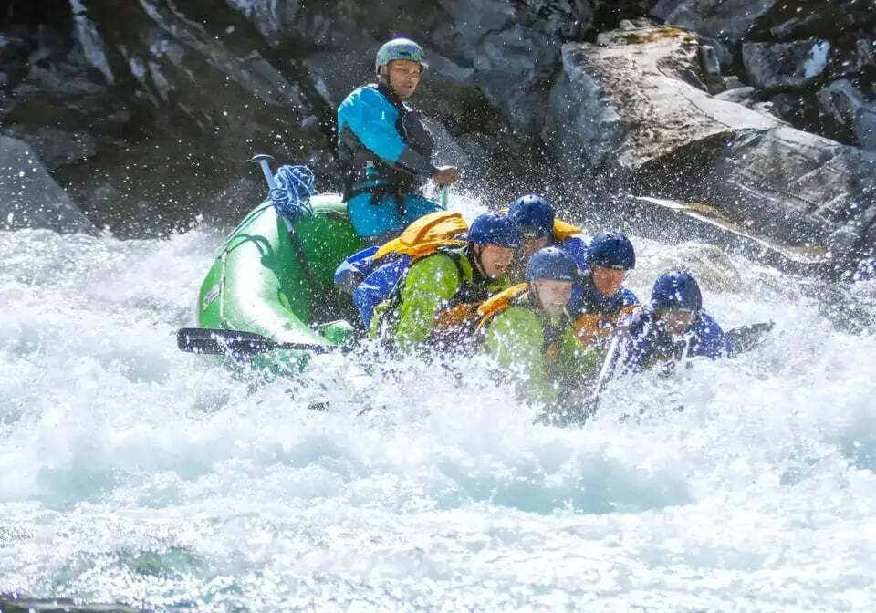 在沃斯河漂流