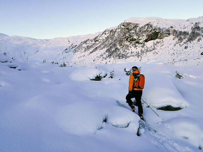 2023-SKIBACKCOUNTRY-03