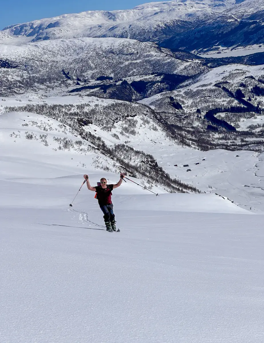 6 DAY SKI PACKAGE FRESH & CRUISERS 2025-7